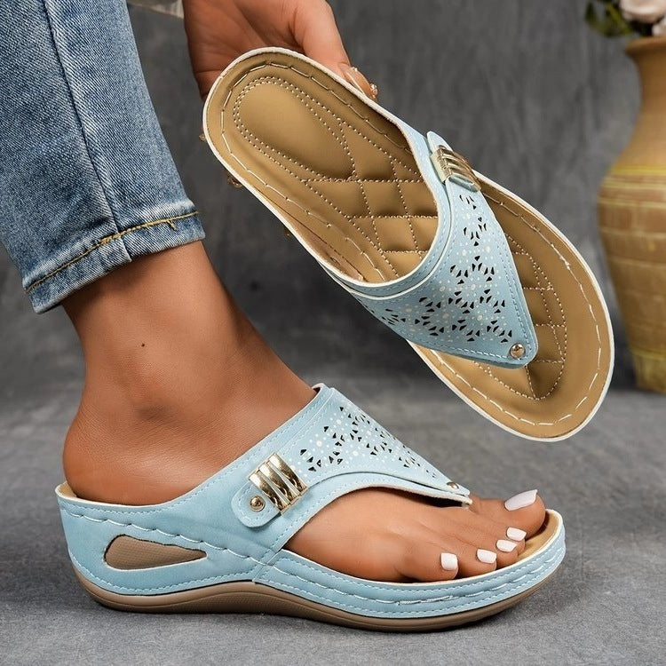 Damen Komfortable Zehenstegsandalen mit ergonomischem Fußbett EB