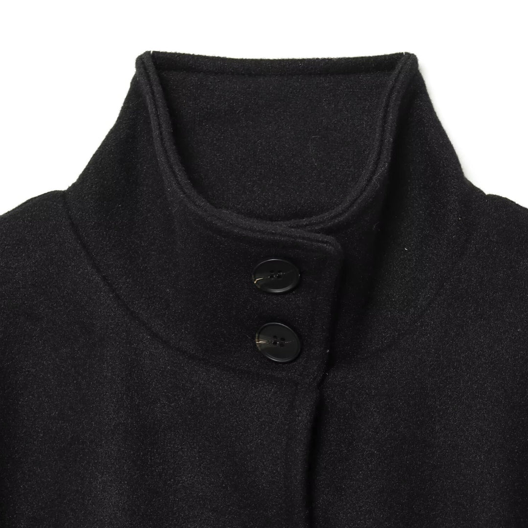 Damen nan Kurzcape mit Stehkragen, Knopfverschluss und Bindegürtel EB