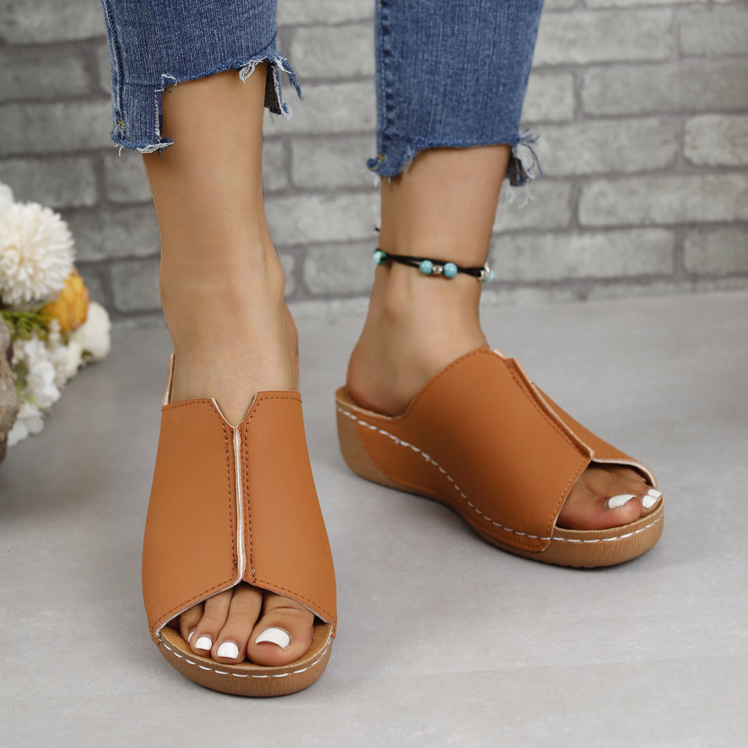 Damen Exklusive Slip-On Pantoletten mit modischem Schnitt und atmungsaktivem Obermaterial EB