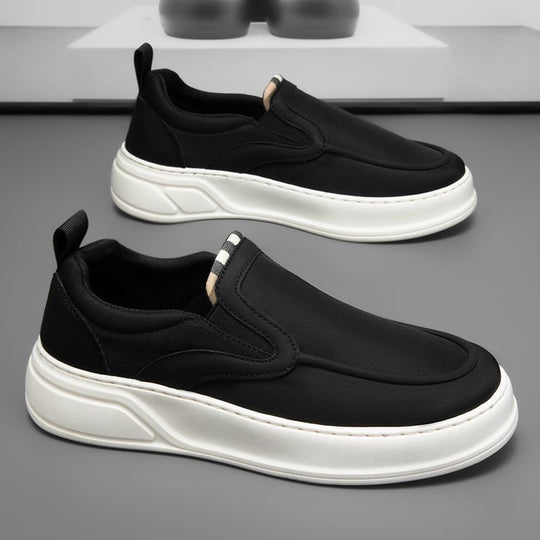 Damen Sportliche Slip-On Sneakers mit rutschfester Sohle und stoßdämpfendem Fußbett EB