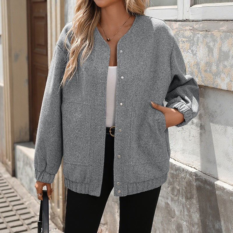 Damen Oversize-Jacke im Bomberstil mit Rundhalsausschnitt, Druckknopfleiste und aufgesetzten Taschen EB