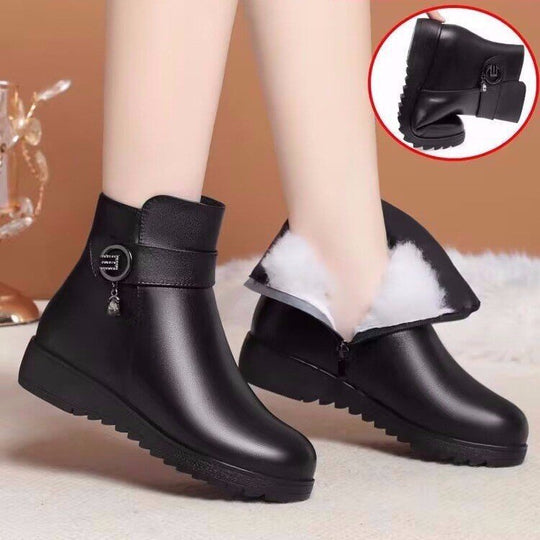 Damen Winterliche Stiefeletten mit modischer Klappfunktion und warmem Innenfutter EB