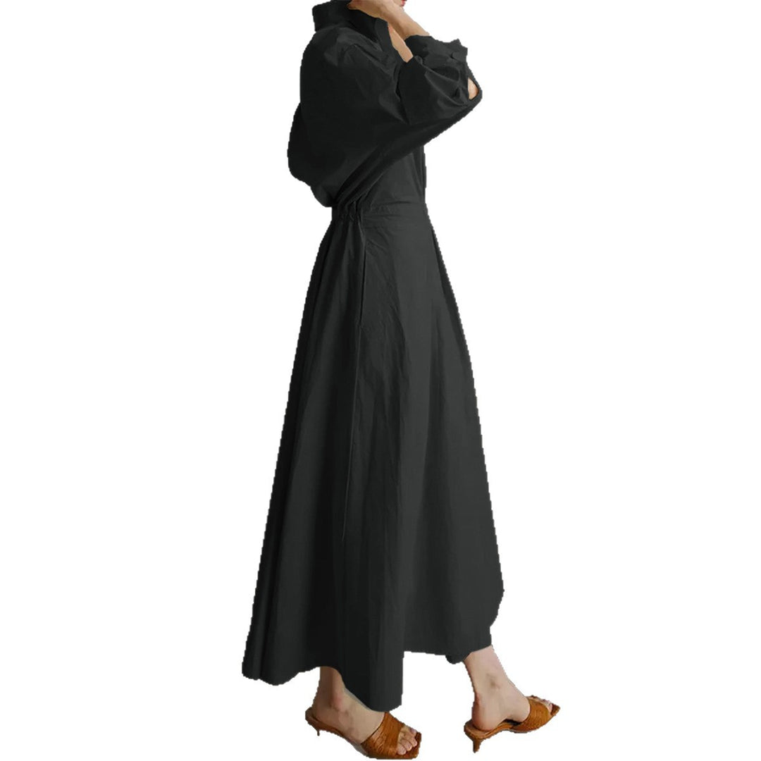 Damen nan tailliertes Hemdblusenkleid mit kastigem Kragen, mittellangen Ärmeln, Seitentaschen und ausgestelltem Tellerrock EB