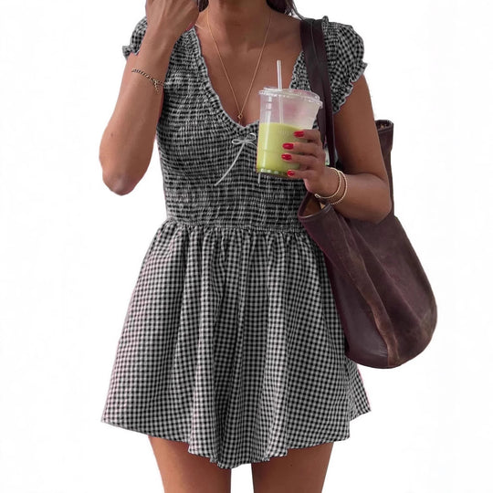 Damen Eingekräuseltes Kurzkleid mit V-Ausschnitt und Rüschendetails EB