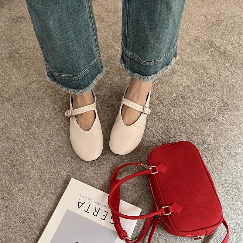 Damen modische Mary Janes mit verstellbarem Riemen und glänzender Oberfläche EB