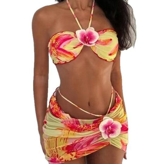 Damen Bandeau-Bikini mit verziertem Rock EB