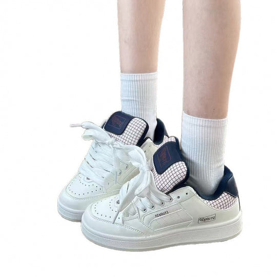 Damen Sportliche Freizeitschuhe mit luftiger Oberflächenstruktur und rutschfester Sohle EB