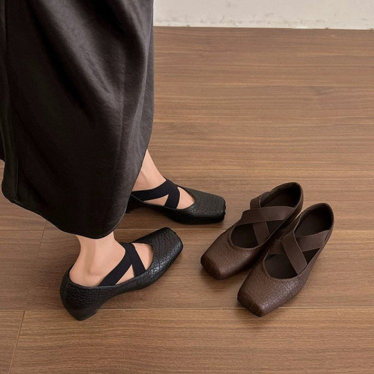 Damen Ballerina-Pumps mit elegantem Riemchen und komfortablem Absatz EB