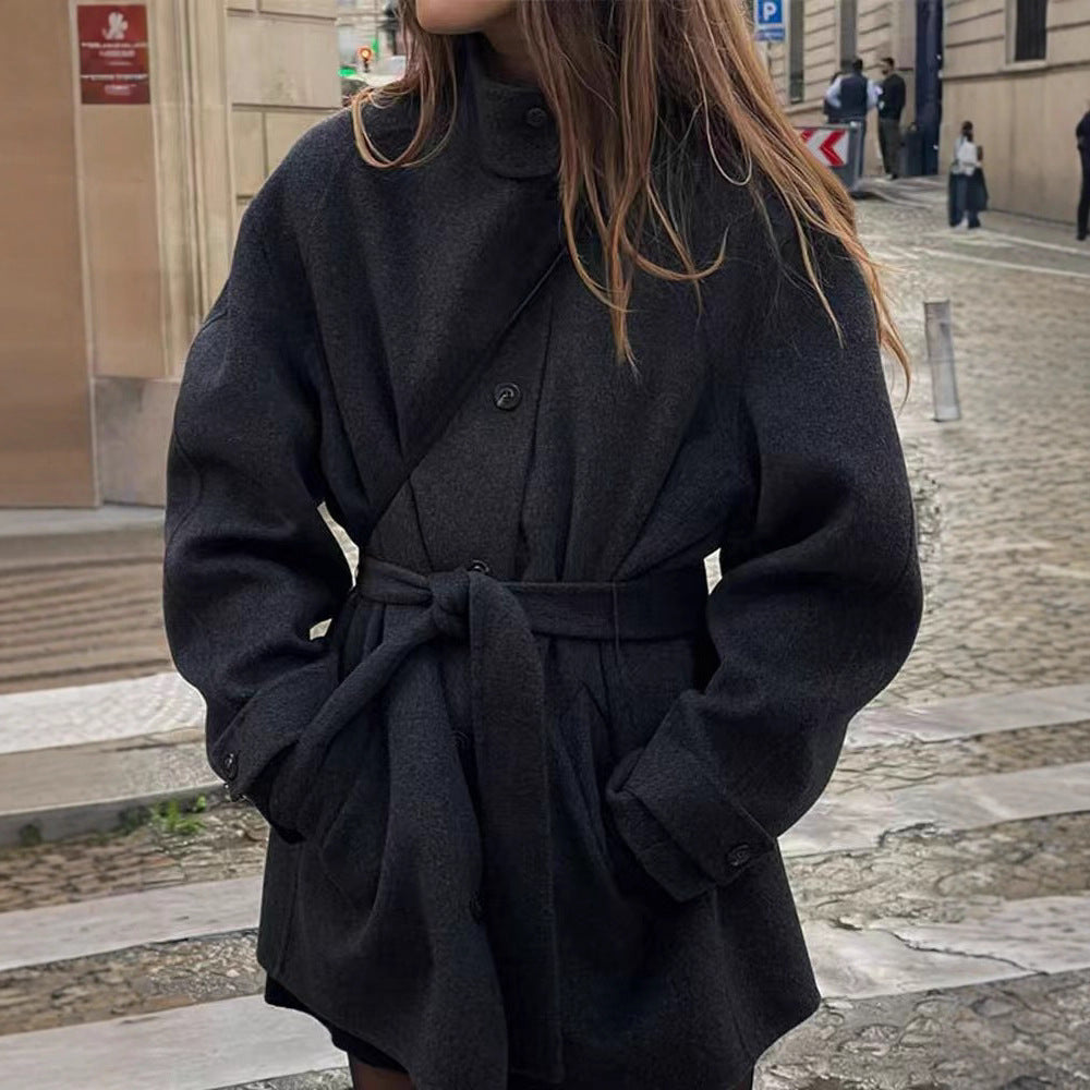 Damen Modische Wolljacke mit taillierbarem Gürtel und steigendem Kragen EB