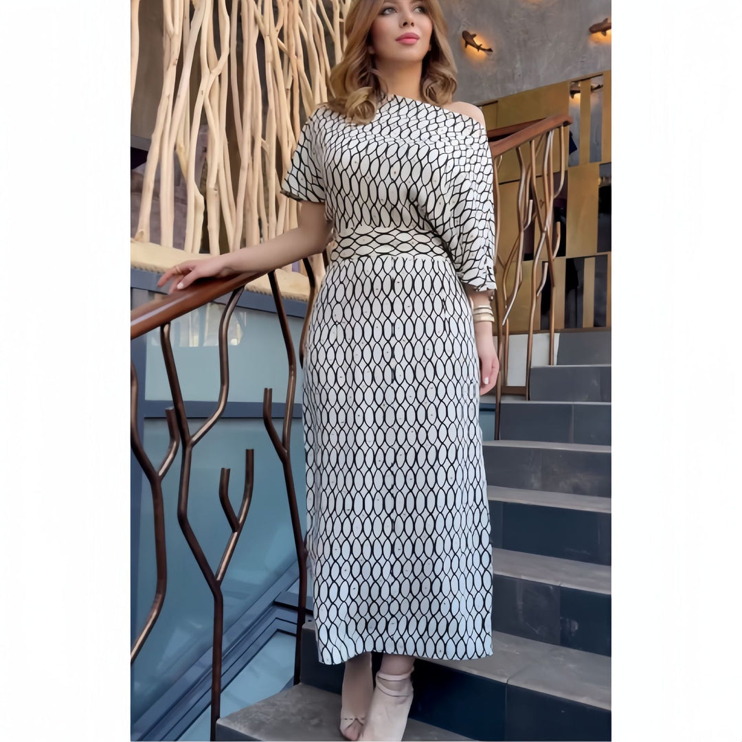 Damen Elegantes Maxikleid mit asymmetrischem Schnitt und strukturiertem Muster EB