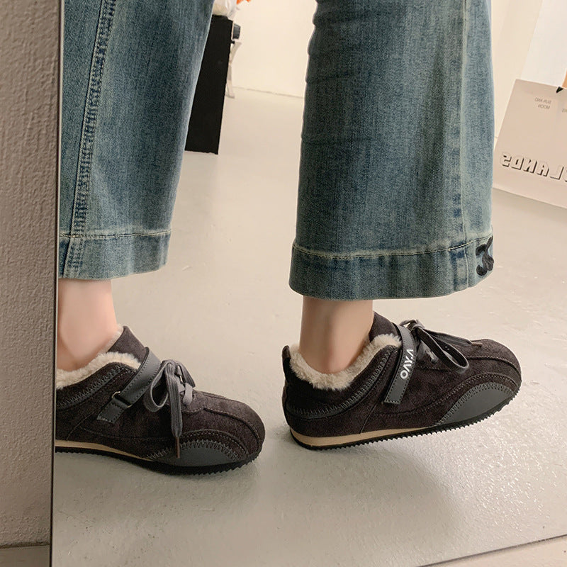 Damen Komfortable Fleece-Sneaker mit verstellbarem Riemen und kuscheligem Innenfutter EB