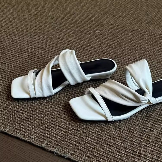 Damen modische Riemchen-Sandalen mit bequemer Fußbettgestaltung EB