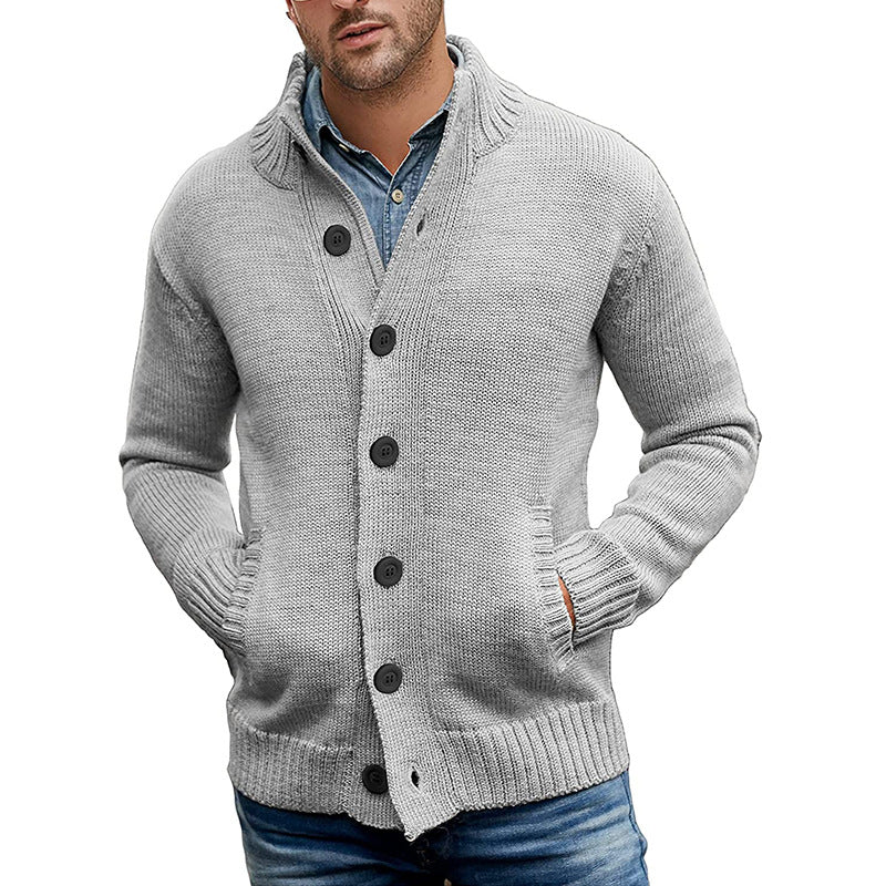 Herren Strickjacke mit großzügigen Taschen und klassischem Knopfverschluss EB