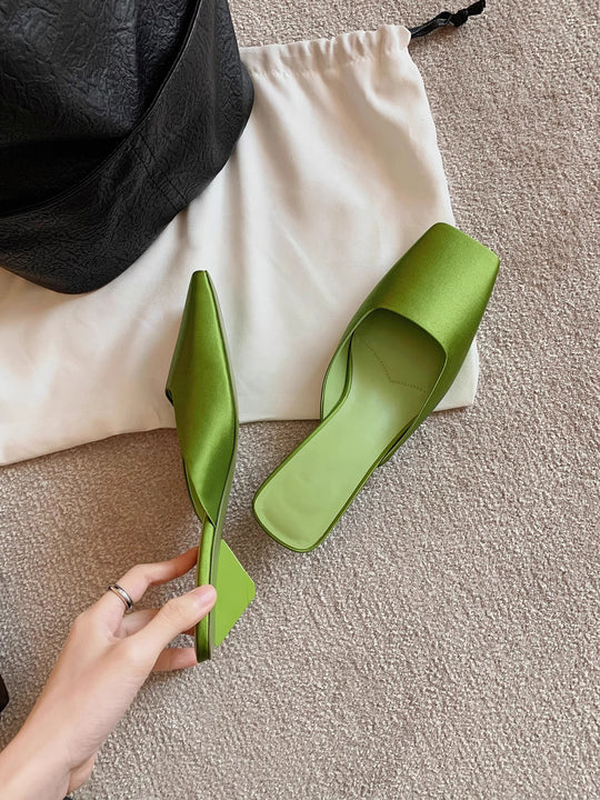Damen Elegante Mules mit spitzem Zehenbereich und komfortabler Sohle EB