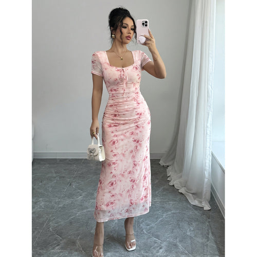Damen Maxikleid mit Rüschendetails und floralem Design EB