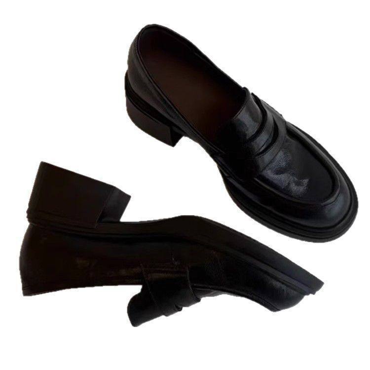 Damen Loafer mit modischem Blockabsatz und hochwertiger Lederoberfläche EB
