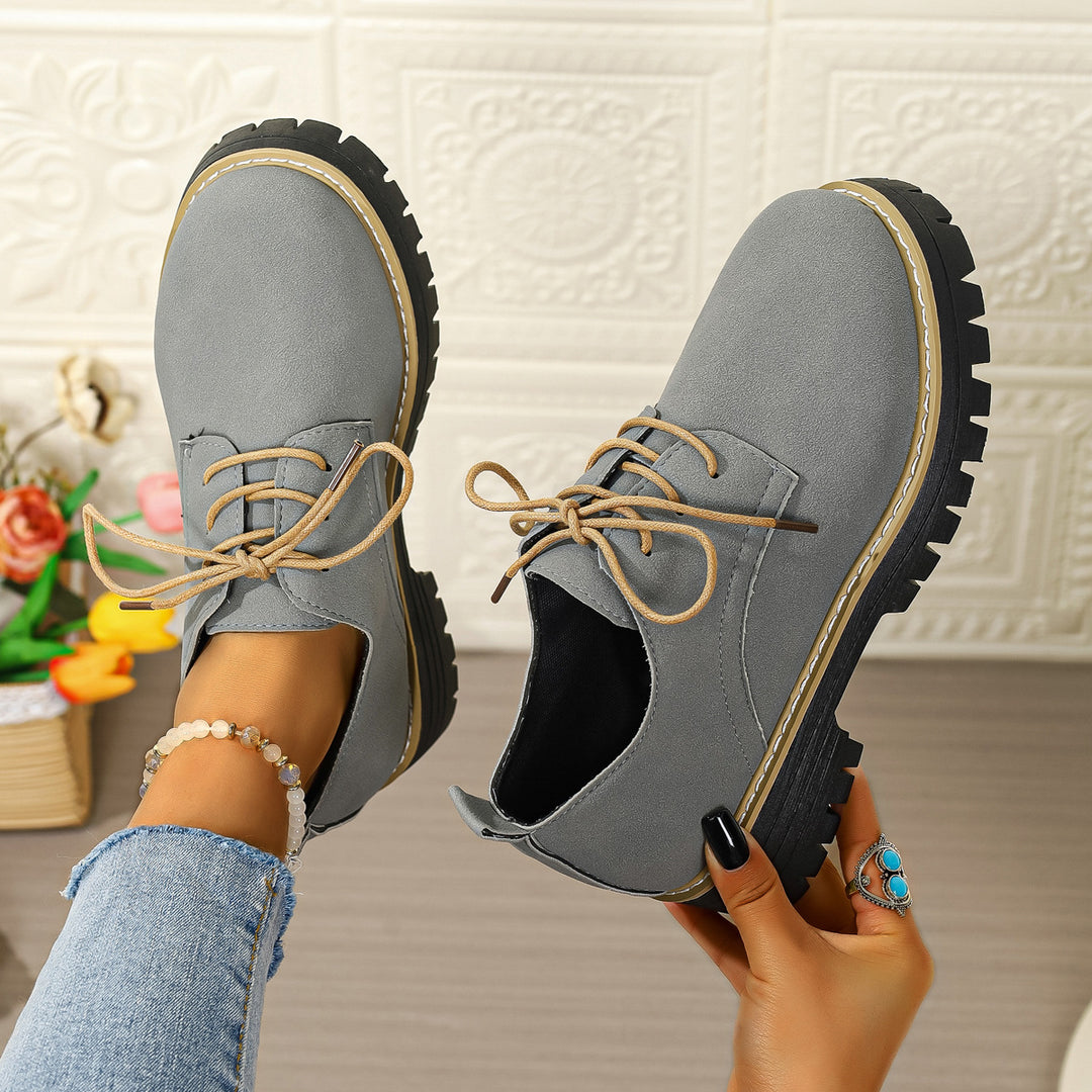 Damen Schnürschuhe mit rutschfester Profilsohle und komfortabler Polsterung EB