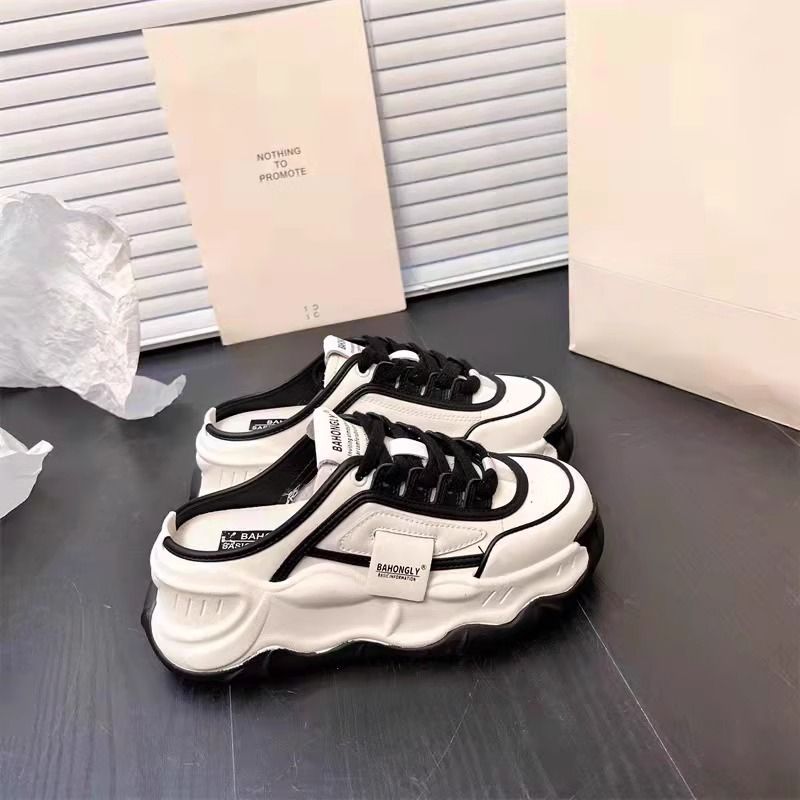 Damen sportive Sneakers im modernen Design mit elastischem Einsatz EB