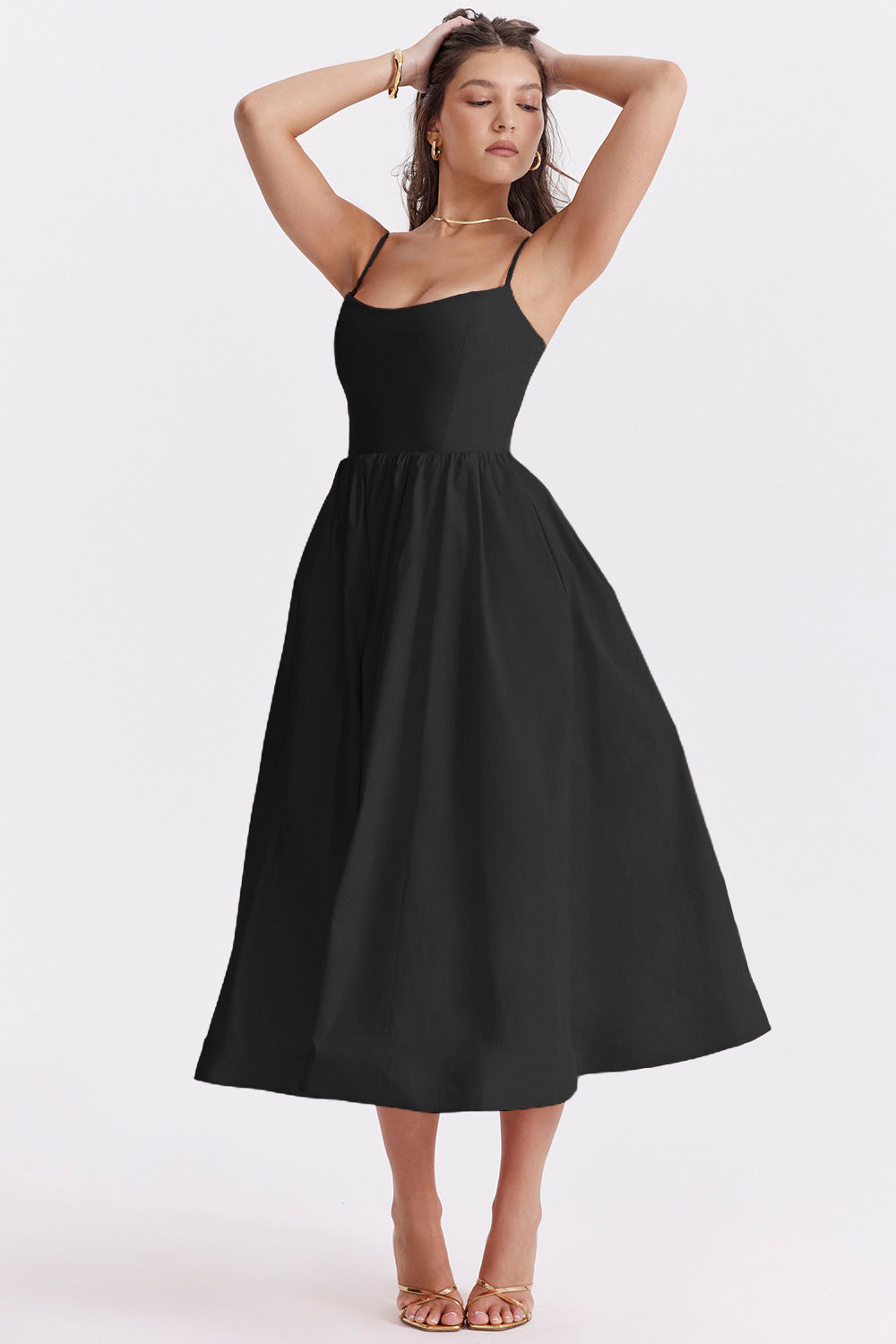 Damen Maxikleid mit schmalen Trägern und schwingendem Rock EB