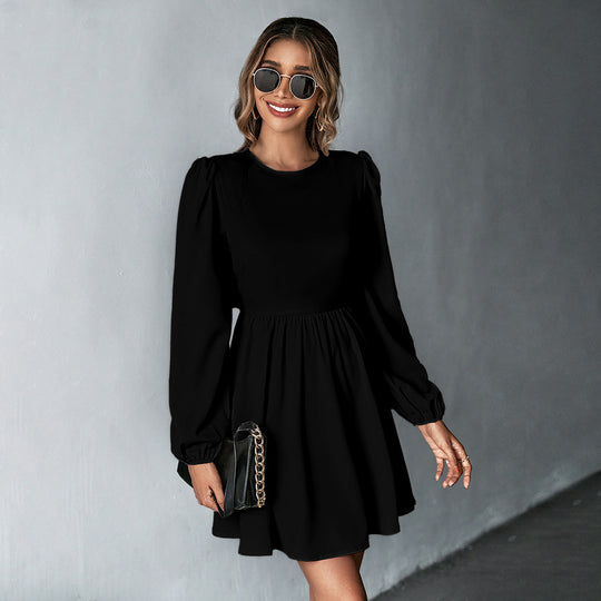 Damen schickes Cocktailkleid mit geraffter Taille, langen Ballonärmeln und rundem Ausschnitt Eichborn Berlin
