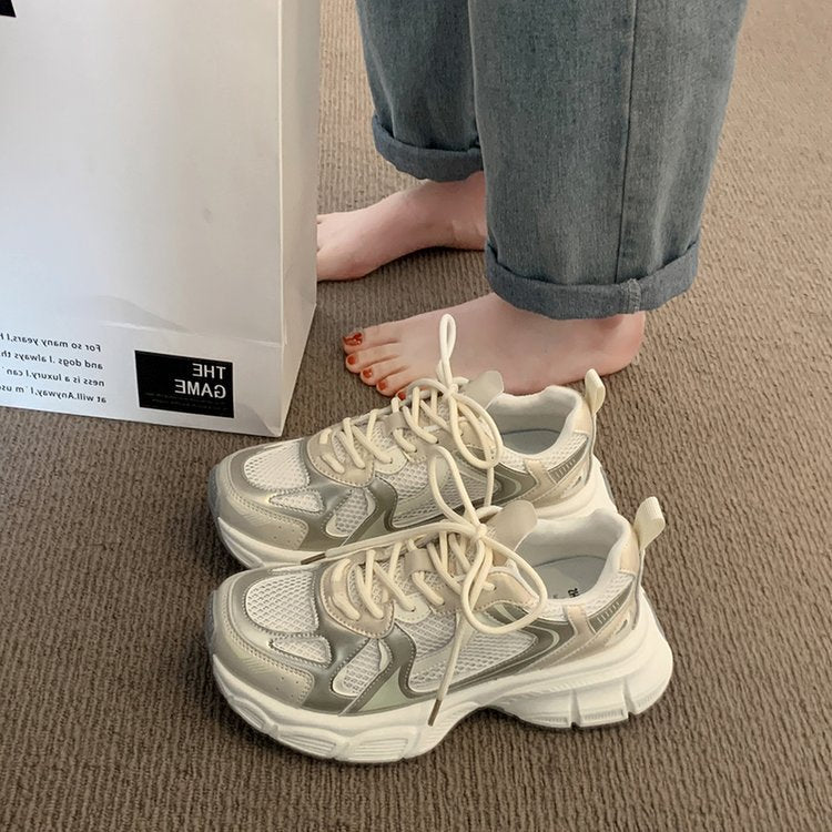 Damen sportive Sneakers mit atmungsaktiver Mesh-Oberfläche und weicher Dämpfung EB
