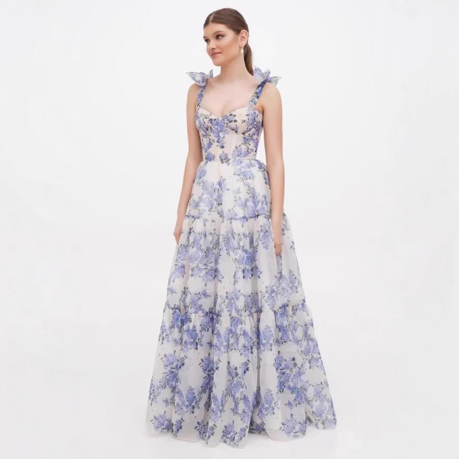 Damen Elegantes Maxikleid mit floralen Details und Rüschenträgern EB