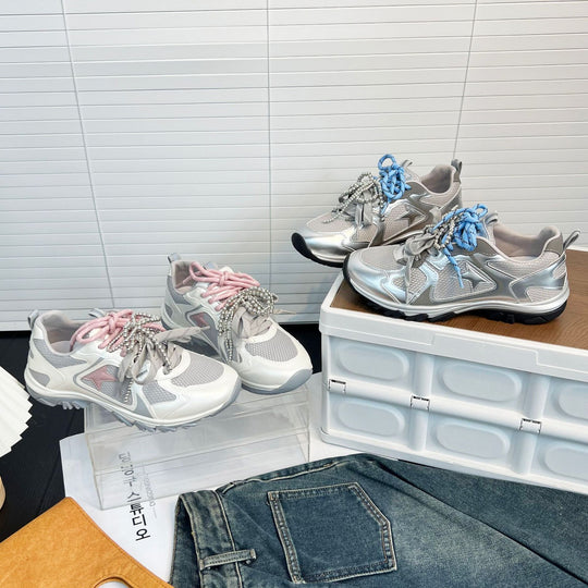 Damen Sportliche Sneakers mit einzigartiger Schnürung und modischen Akzenten EB