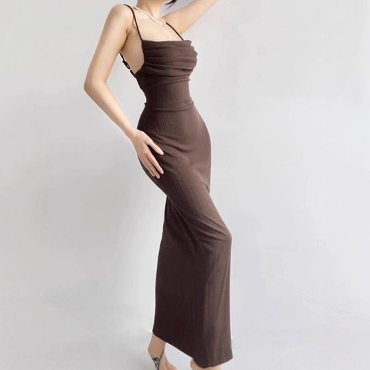 Damen Elegantes Maxikleid mit herausragendem Drapierungsdesign und schickem Spaghetti-Träger EB