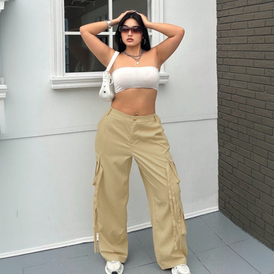 Damen weite Cargo-Hose mit funktionalen Taschen und elastischem Bund EB