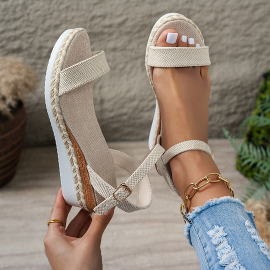Damen Wedge-Sandalen mit raffiniertem Riemendesign und hochwertiger Bast-Details EB