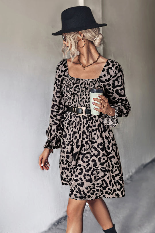 Damen Wickelkleid mit modernem Leopardenmuster und elastischem Taillenband EB