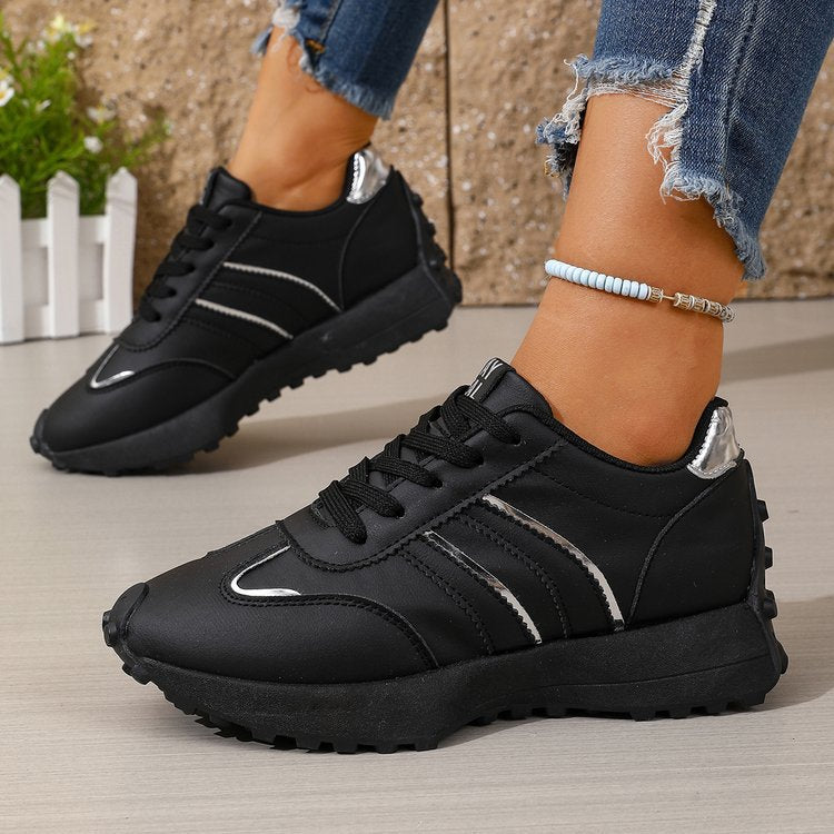 Damen Sportliche Sneakers mit futuristischem Design EB