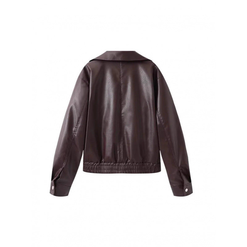 Damen modische Kunstlederjacke mit raffinierter Passform EB