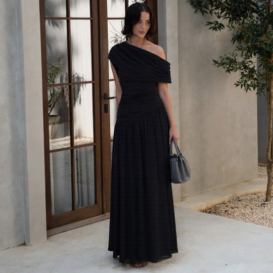 Damen Elegantes asymmetrisches Maxikleid mit Raffungen EB