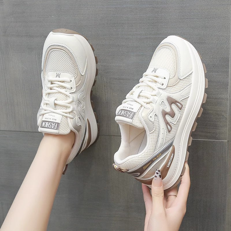 Damen Sportliche Sneakers mit atmungsaktiven Mesh-Elementen und ergonomischer Dämpfung EB