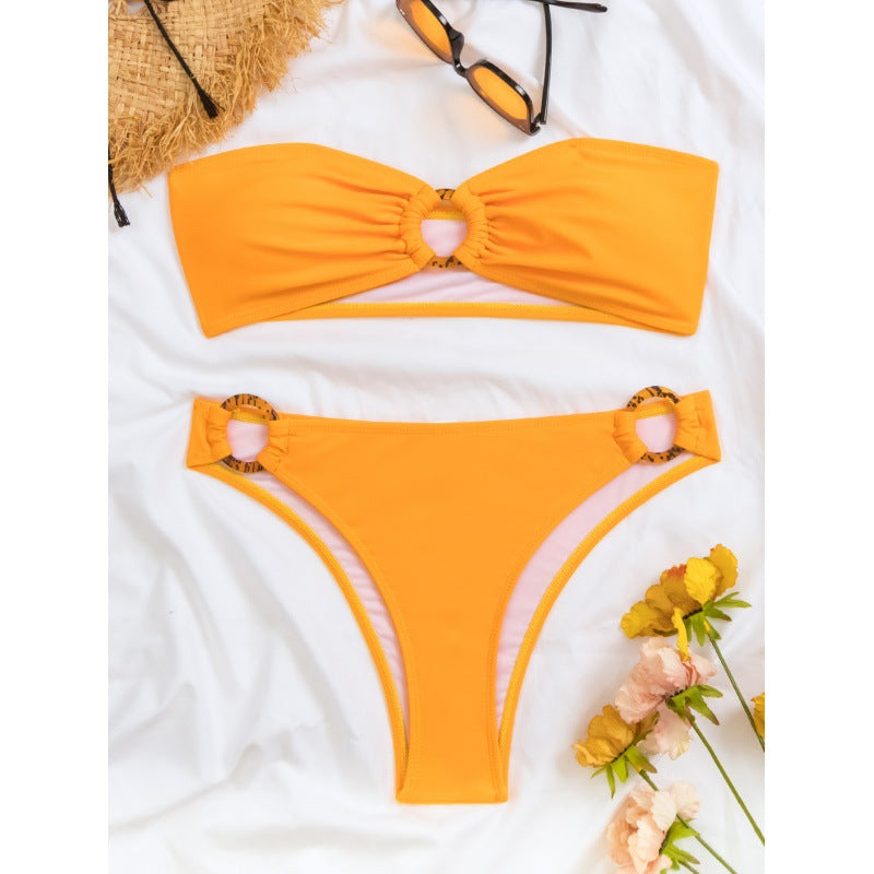 Damen Bandeau-Bikini mit elegantem Ringdetail und hohem Beinausschnitt EB