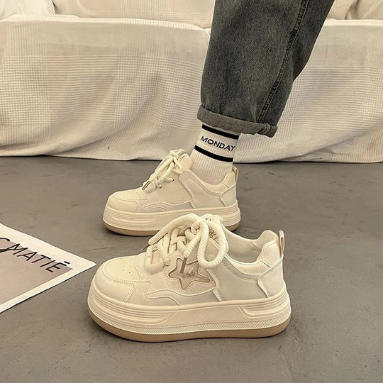 Damen sportive Sneakers EB