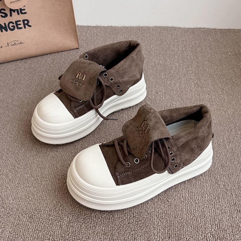 Damen Hochformat Sneakers mit modischem Veloursleder und robustem Plateau EB