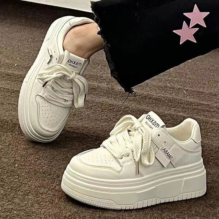 Damen Plateau-Sneaker mit modischem Design und bequemer Dämpfung EB