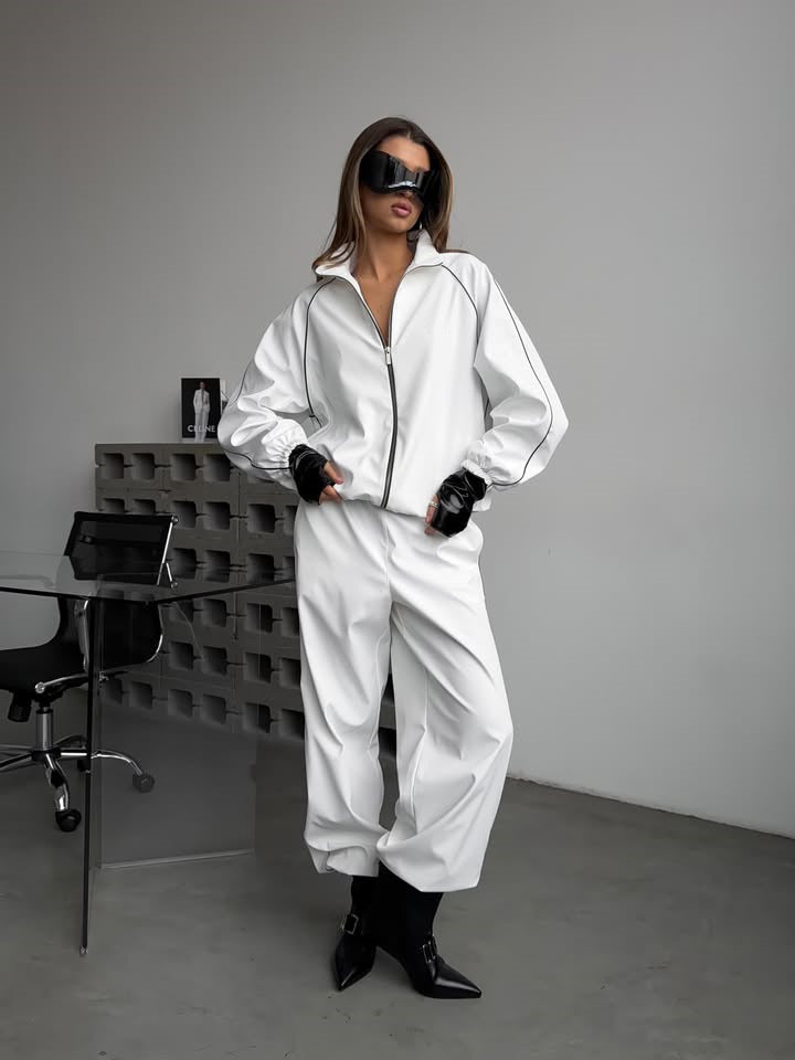 Damen Zweiteiliges Loungewear-Set mit Stehkragen-Zipjacke und weiter Bundfaltenhose EB