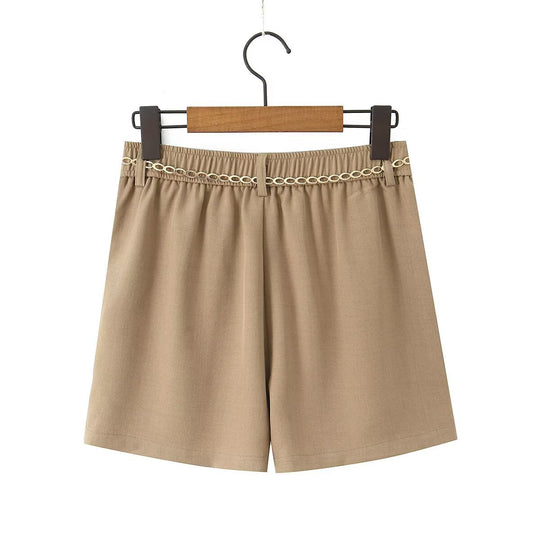 Damen Chice Shorts mit eleganter Kette und hochgeschnittenem Bund EB