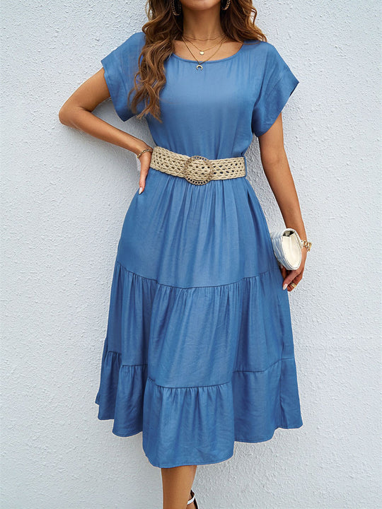Damen Midikleid mit voluminösem Rock und eleganten Rüschendetails EB
