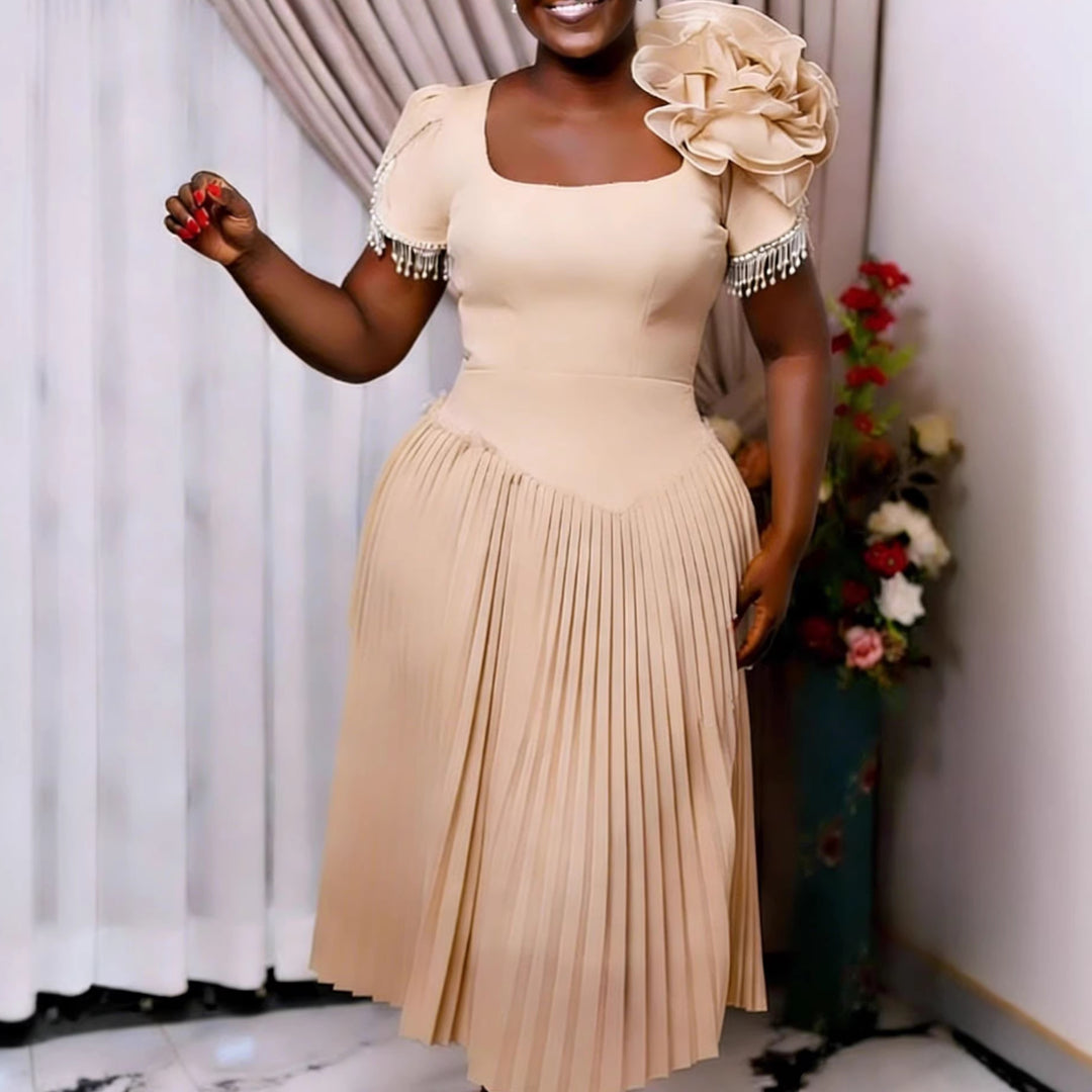 Damen Elegantes Plisseekleid mit voluminösen Rüschen EB