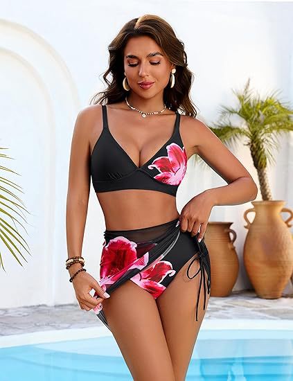 Damen Hochgeschnittener Bikini mit Wickelrock EB