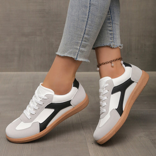 Damen Mary-Jane-Sneaker mit Klettverschluss und gepolstertem Komfortfußbett EB