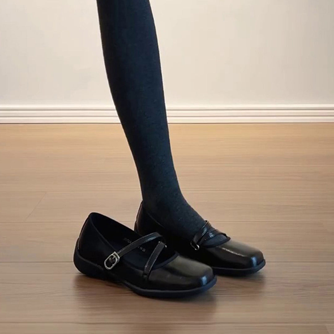 Damen Ballerinas mit verstellbarem Riemchen und gepolsterter Innensohle EB