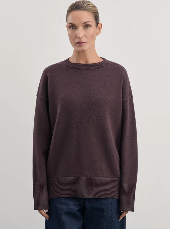 Damen Bequemer und eleganter Strickpullover mit überschnittenen Schultern und Rippenbündchen EB
