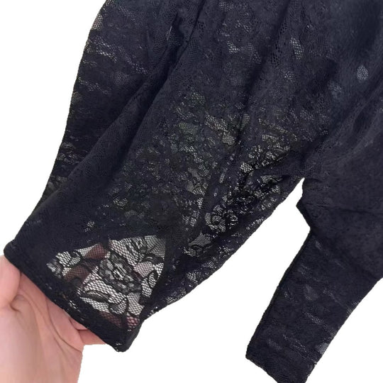 Damen Spitzenoberteil mit raffinierten Details und langem Arm EB