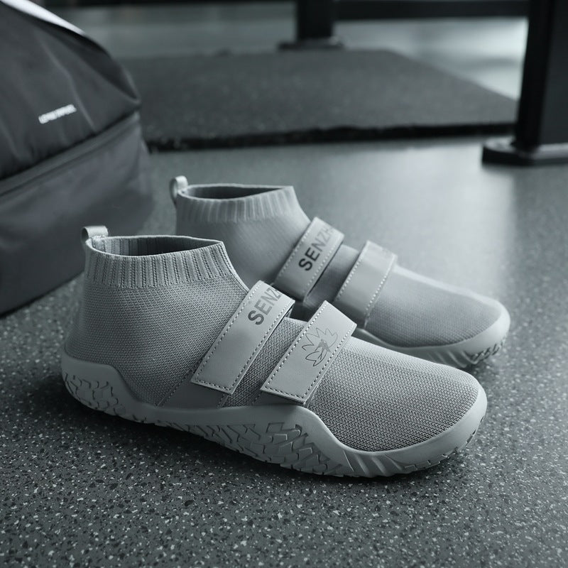 Damen Sportliche Aquaschuhe mit elastischem Klettverschluss und rutschfester Sohle EB