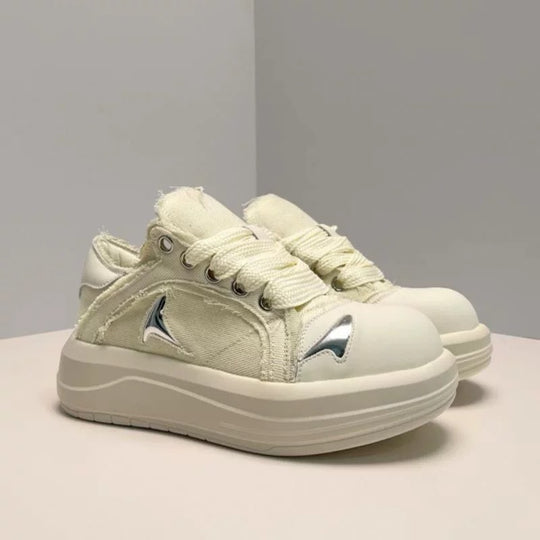 Damen Hochwertige Sneaker mit innovativer Schnürdetails und bequemer Dämpfung EB